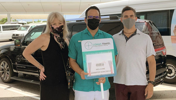 VIP Vacations' Jennifer Doncsecz and her husband, Robert Deobil, upon arrival at Cancun Airport. VIP Vacations' Jennifer Doncsecz and her husband, Robert Deobil, upon arrival at Cancun Airport.