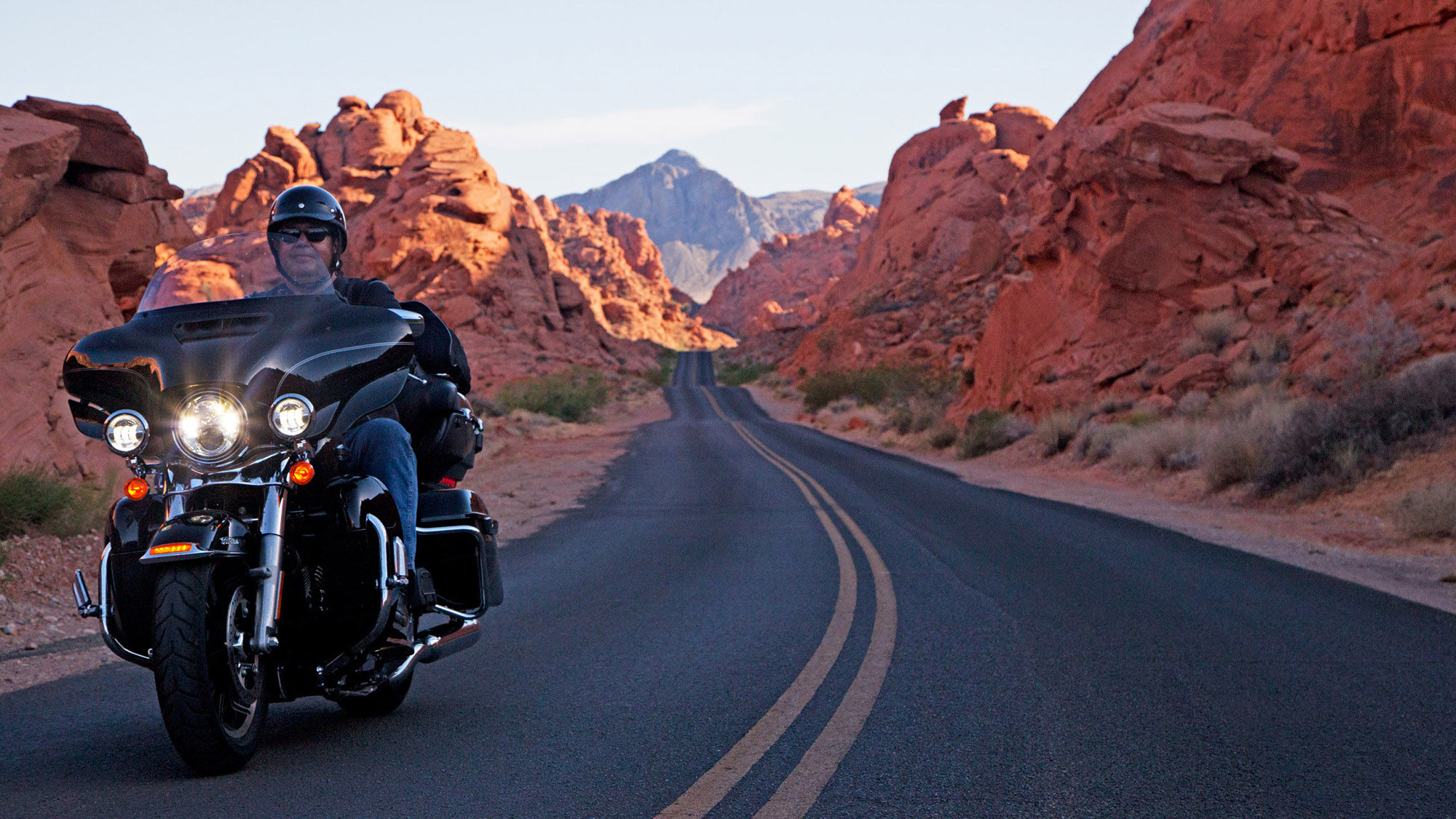 Valley of Fire State Park is among the outdoor getaways near Las Vegas.