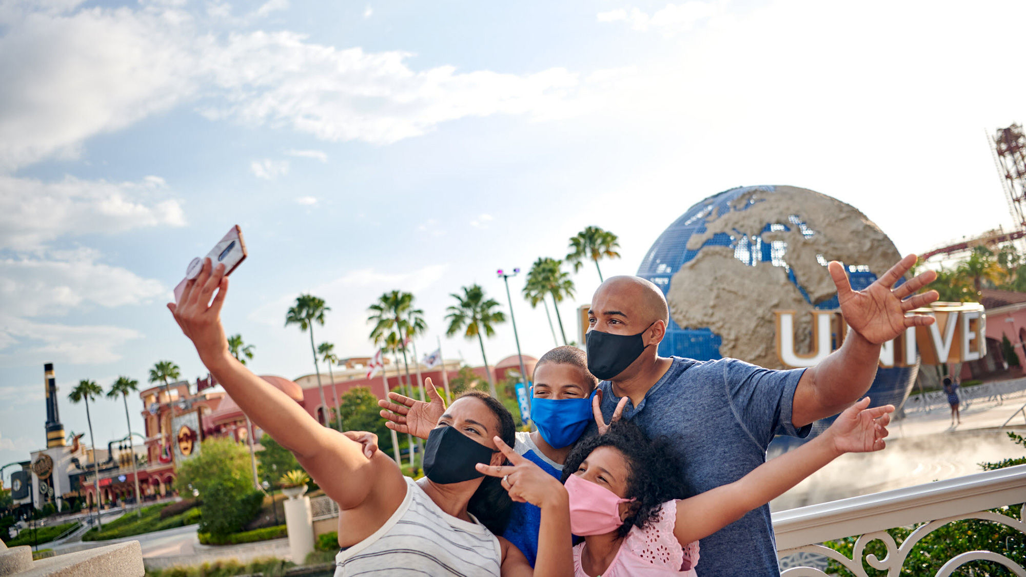 Universal Orlando guests who purchase two-day tickets through Jan. 6 will get three additional days for free.