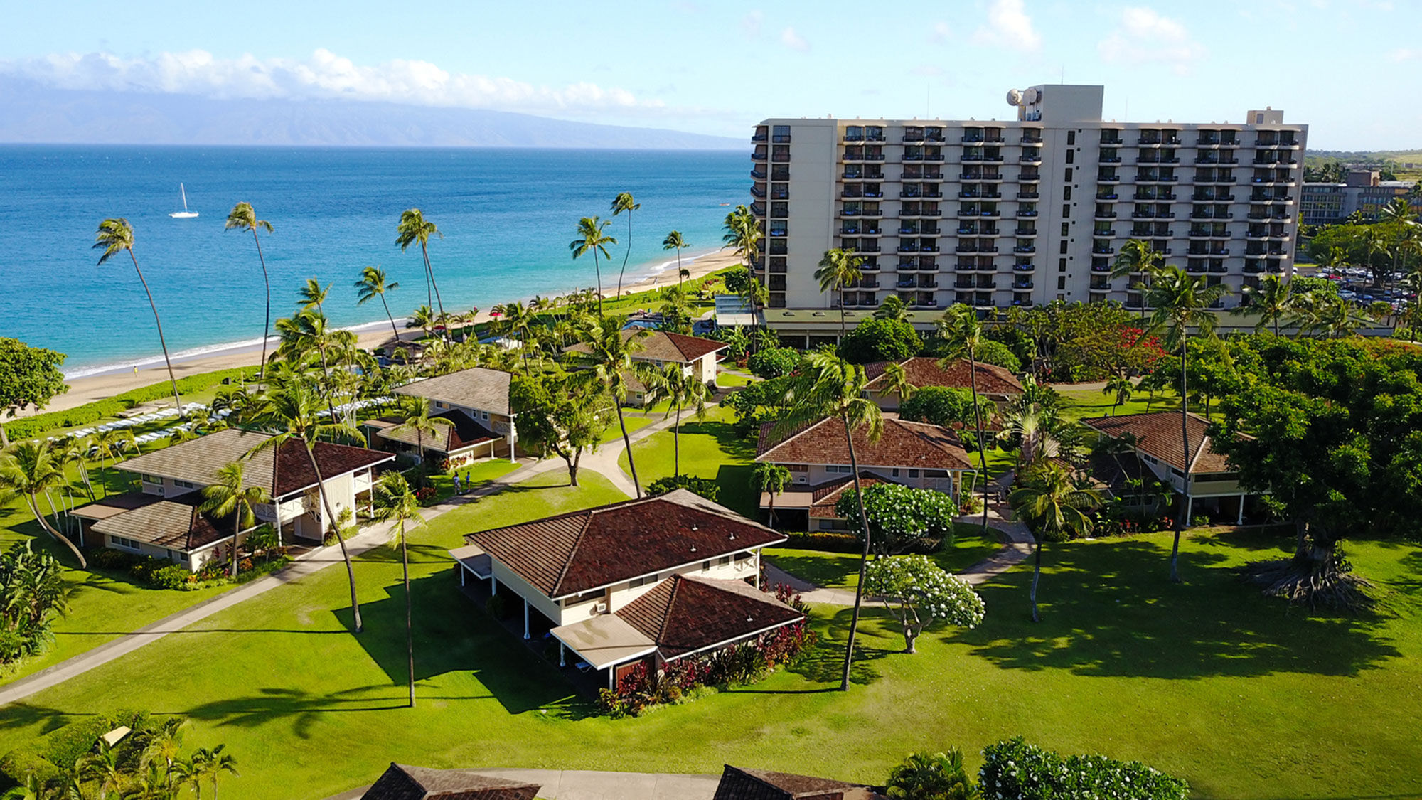 The Royal Lahaina's beachside cottages now feature new furniture, flooring and decor.