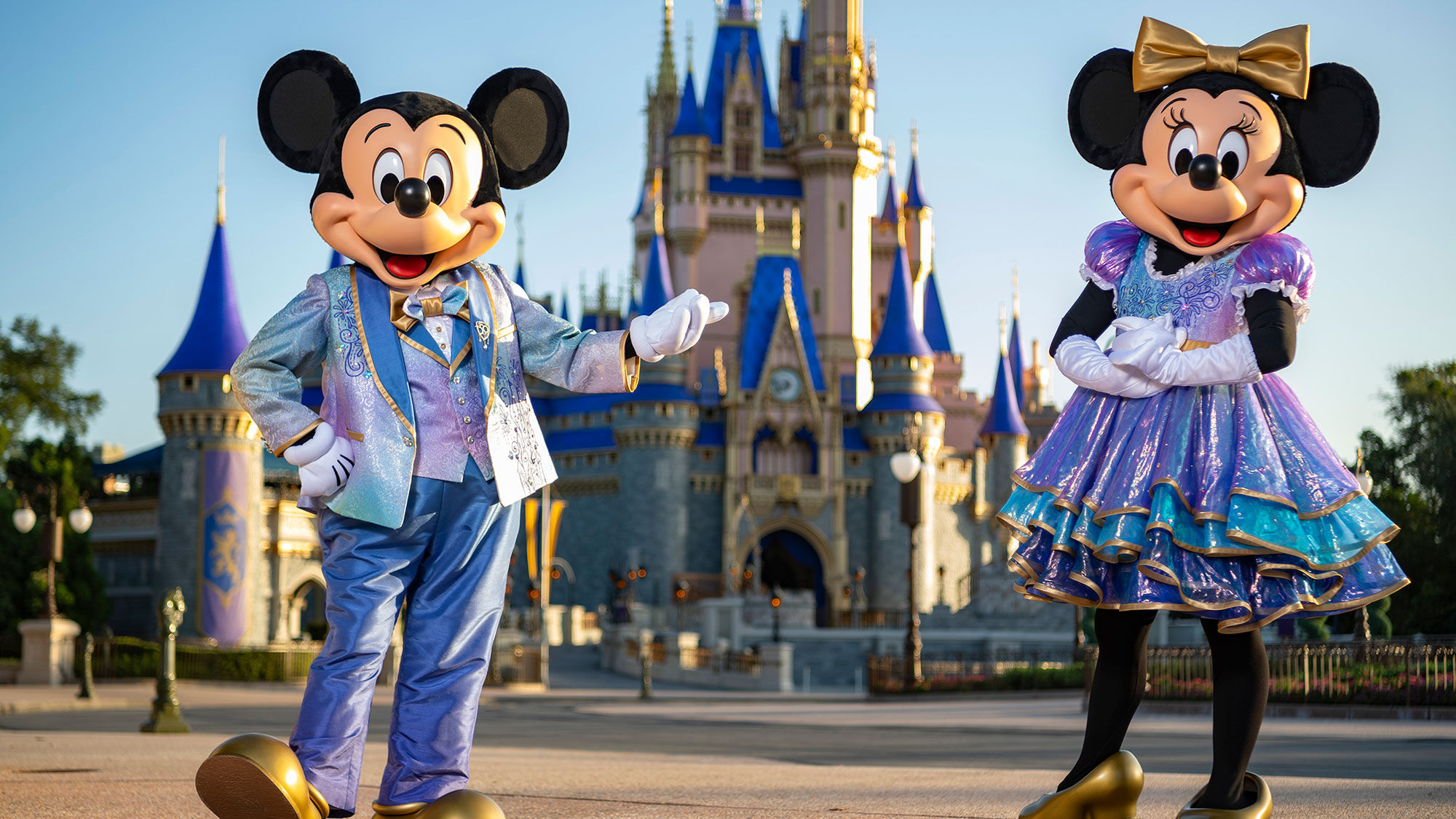 Mickey and Minnie will host for the Disney World 50th anniversary and are getting dazzling new looks for the occasion.