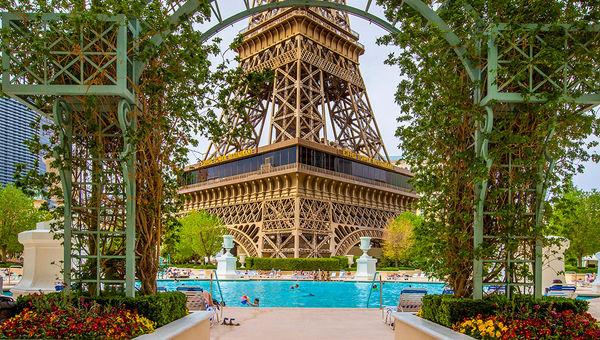 Paris Las Vegas Hotel & Casino Pool