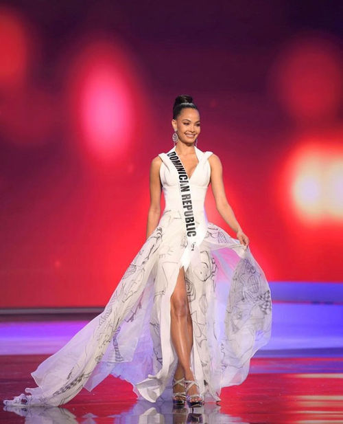 Carnival Cruise Line named Kimberly Jimenez, this year’s Miss Dominican Republic, as the godmother to its new ship, the Mardi Gras. Carnival Cruise Line named Kimberly Jimenez, this year’s Miss Dominican Republic, as the godmother to its new ship, the Mardi Gras.