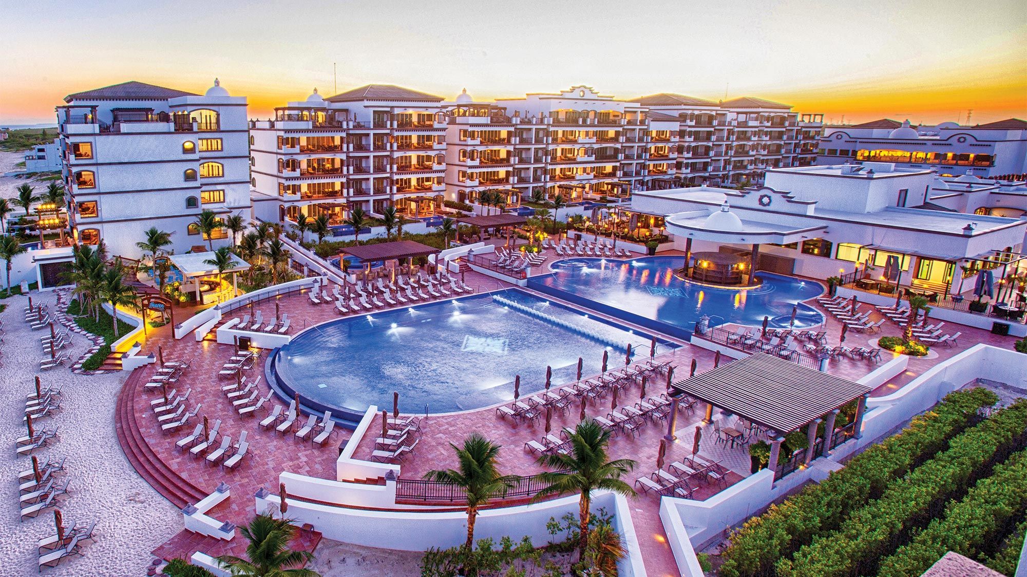 The Grand Residences Riviera Cancun is the first hotel to join Registry Collection Hotels.