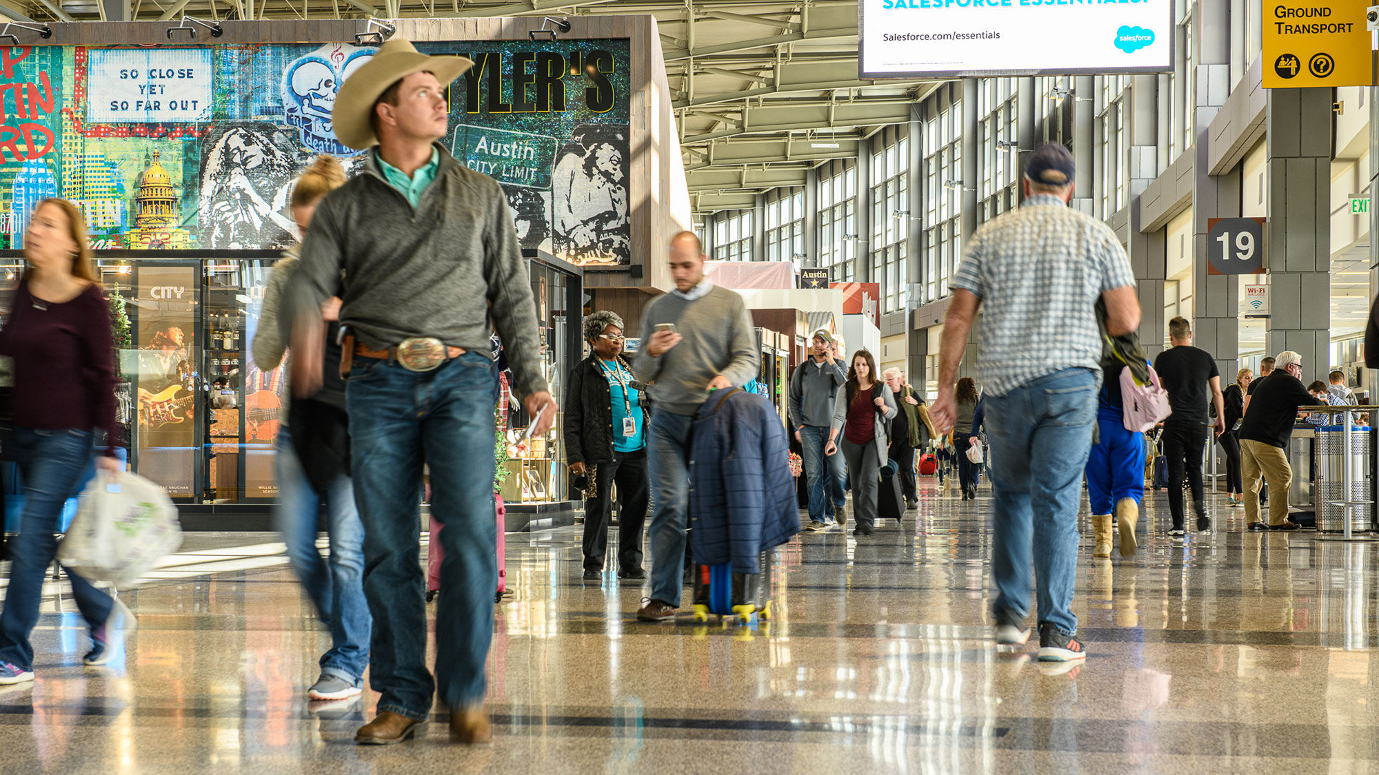 Photo of Austin-Bergstrom Airport concourse courtesy of Austin Pro Photo.