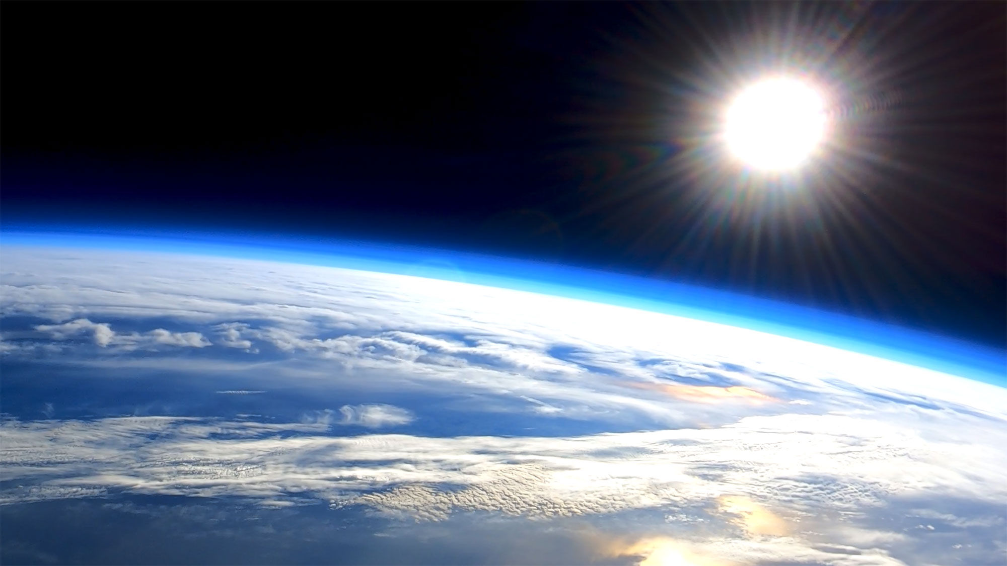 The new Grand Tour may be out of this world. Scenes from a test flight of Space Perspective's Neptune One.