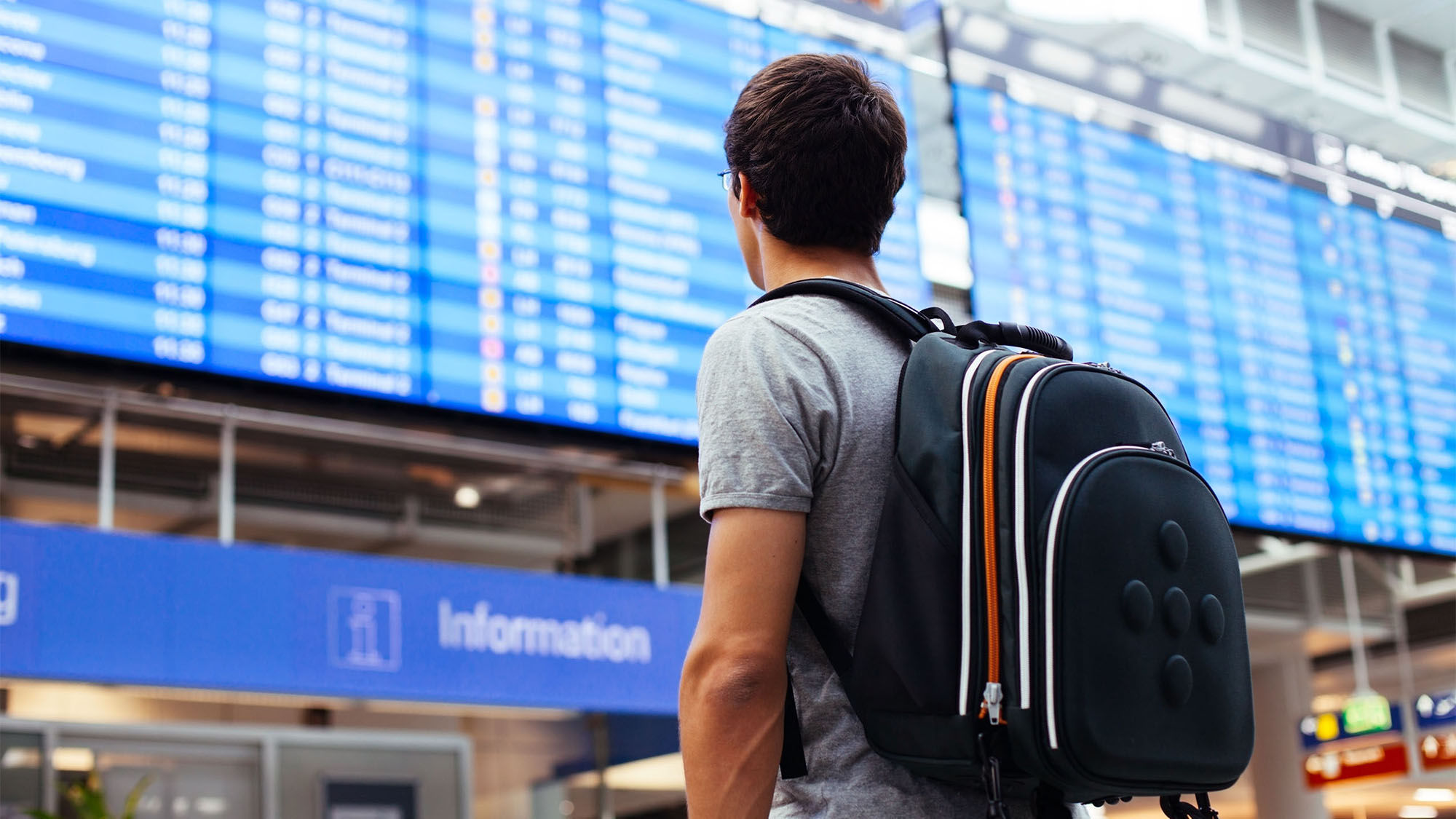 Study: Fees on checked bags help curb departure delays