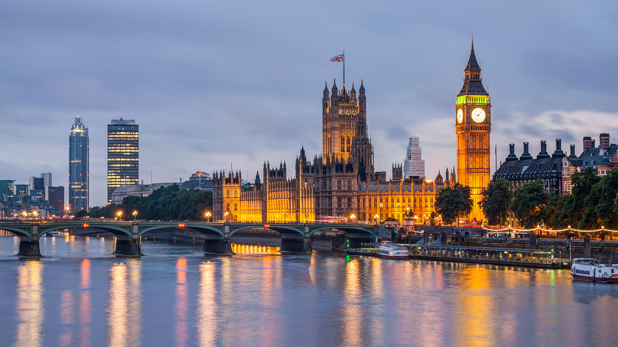 Some U.S. travelers cancel London trips