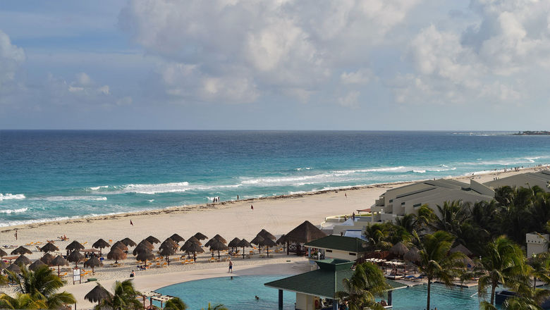 Cancun bookings dropped 20% in the week following the new travel warning, said Apple Leisure Group CEO Alex Zozaya.