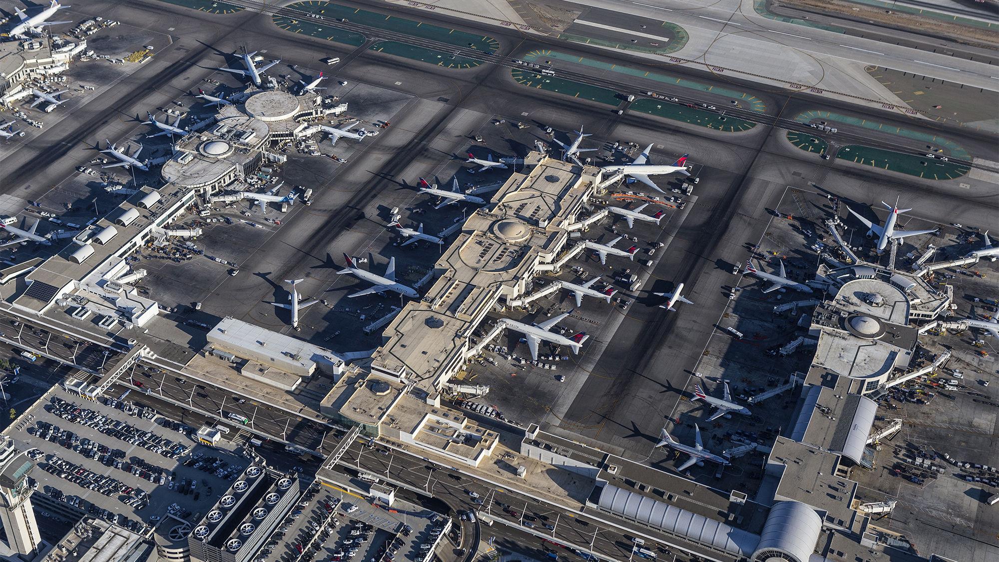 Great airline shuffle set to begin at LAX