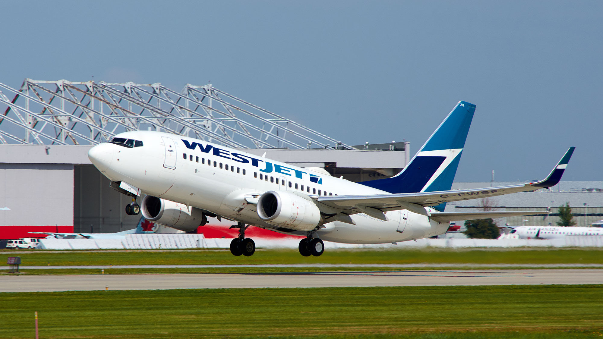 Air Canada and WestJet ruffled over Hopper's Secret Fares