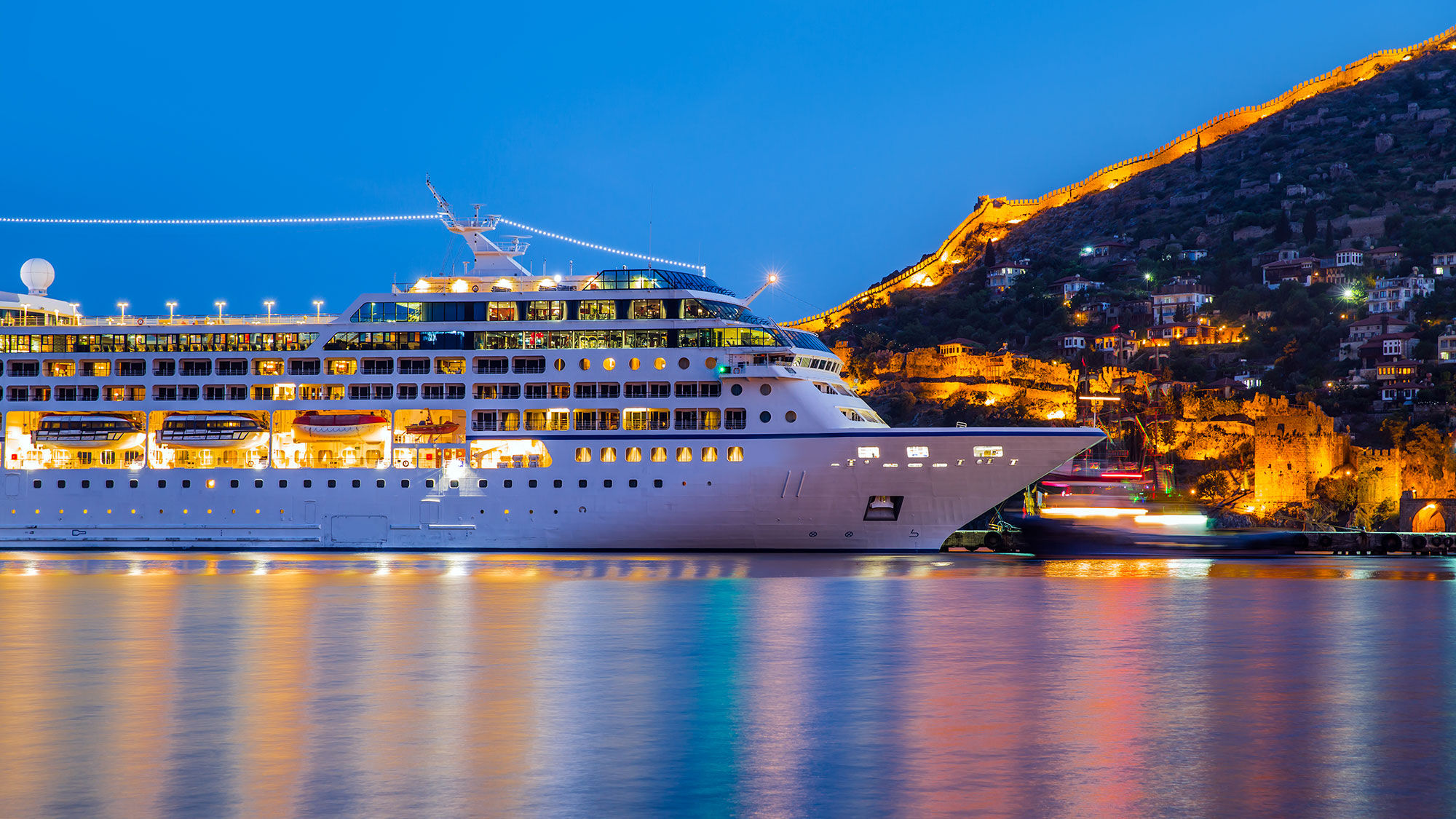 Turkey sets incentives to lure cruise ships