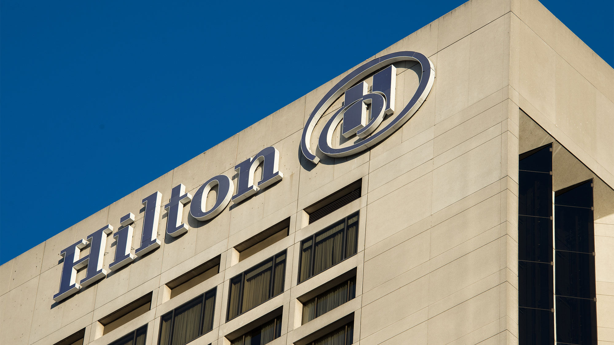 HNA Group plans to sell its 26% stake in Hilton