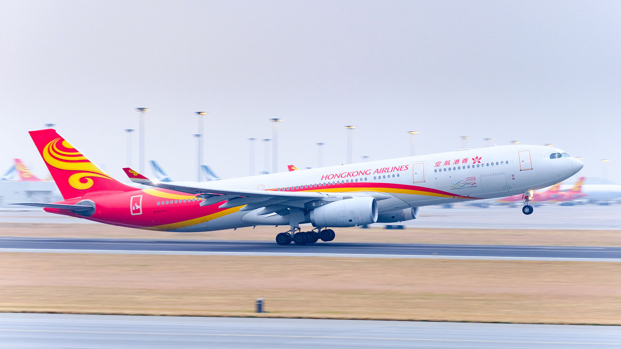 Hong Kong Airlines ordered to improve finances