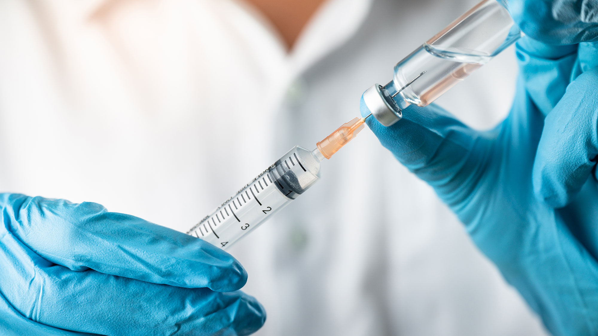Tourism entities are counting on the new Covid vaccines, but the rollout process has been slower than anticipated.