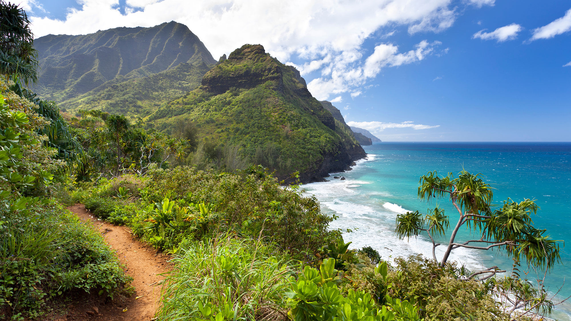 The view along the Na Pali Coast from the Kalalau Trail in Kauai
