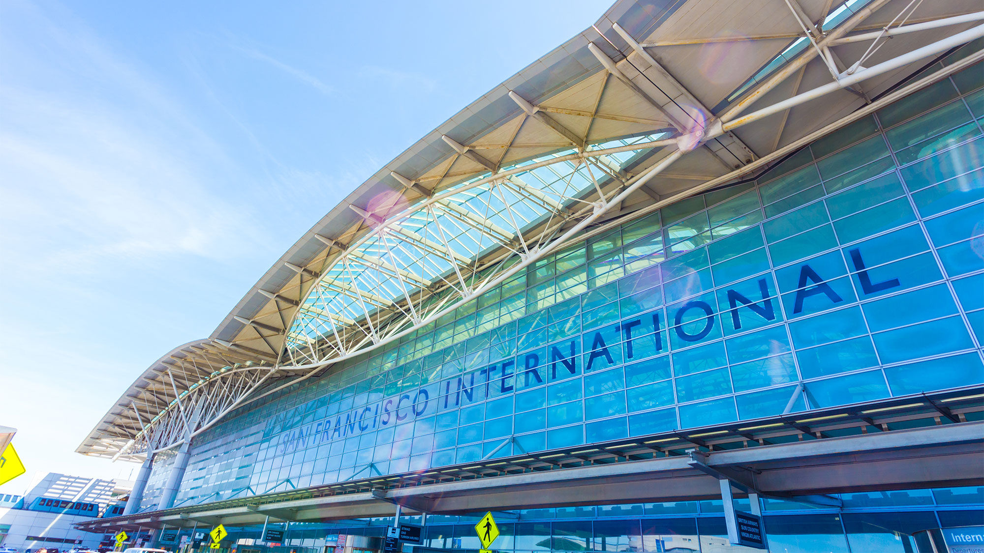 United and SITA are testing an end-to-end domestic-travel experience using biometrics.
