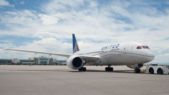 United will also resume coursed meal offerings in the Polaris business class of long-haul international flights.