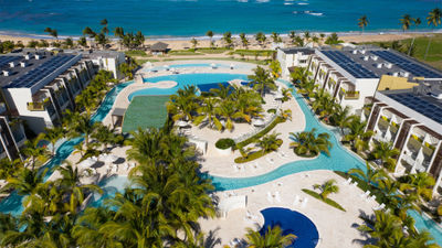 Dream Vacations and CruiseOne announced its news of soaring sales at its Land Summit at the Dreams Onyx in Punta Cana, Dominican Republic.