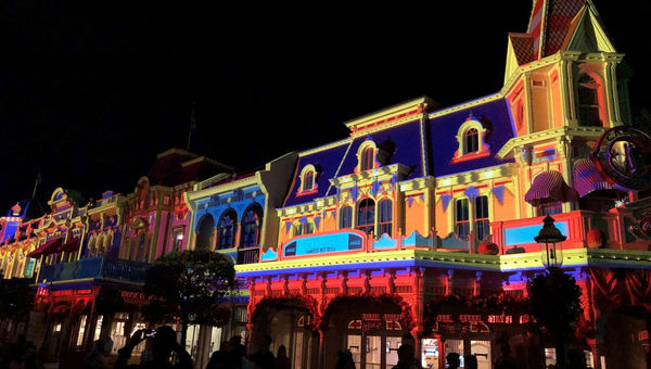 As part of the new light and fireworks spectacular for Walt Disney World As part of the new light and fireworks spectacular for Walt Disney World's 50th anniversary celebration, the Main Street area of the Magic Kingdom for the first time is included in the light show.