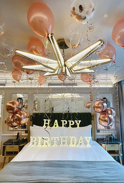 A suite at the Mandarin Oriental Hyde Park decked out for a birthday celebration. A suite at the Mandarin Oriental Hyde Park decked out for a birthday celebration.