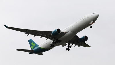 Aer Lingus customers are able to book codeshare travel on American flights from Chicago O'Hare o eight U.S. cities.