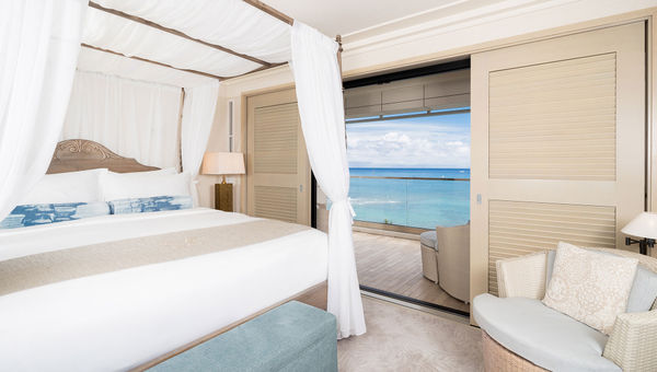 Espacio, the Jewel of Waikiki offers a two-bedroom penthouse suite with a private balcony that includes a Jacuzzi and daybed. Espacio, the Jewel of Waikiki offers a two-bedroom penthouse suite with a private balcony that includes a Jacuzzi and daybed.