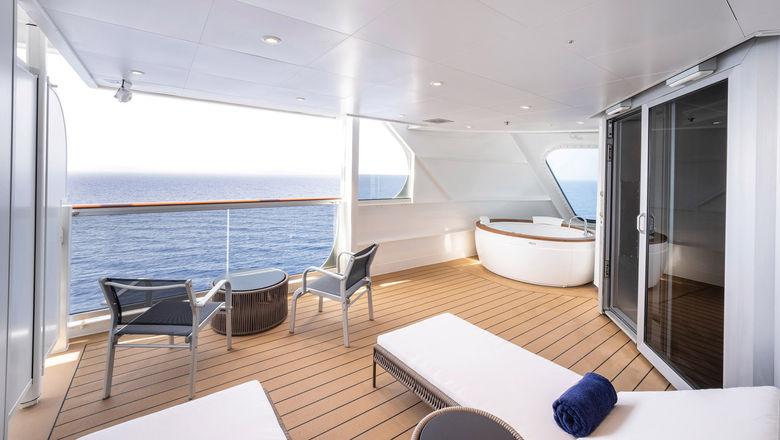 msc yacht club owner's suite mit whirlpool