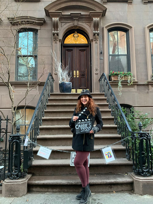 On Location Tours' Sex and the City Hotspots itinerary in New York visits Carrie's Stoop and other locations from the show. On Location Tours' Sex and the City Hotspots itinerary in New York visits Carrie's Stoop and other locations from the show.