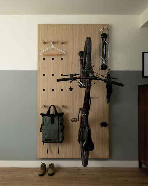 All 38 rooms at the Radcliffe Moab come with a rack for storing bikes and other outdoor gear. All 38 rooms at the Radcliffe Moab come with a rack for storing bikes and other outdoor gear.