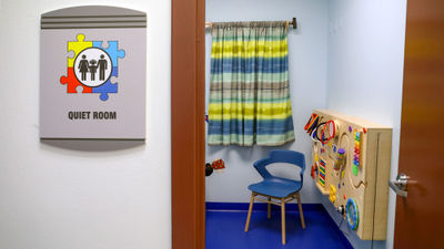 The new quiet room is located near the front of Universal Studios Florida to the right of the Studio Audience Center.
