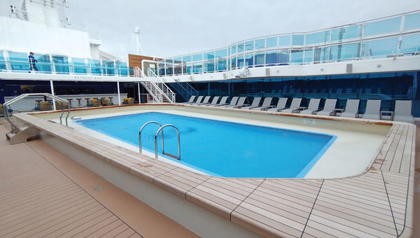 The Discovery Princess' pool deck. The Discovery Princess' pool deck.