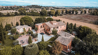 The Borgo San Vincenzo is located in the Vino Nobile vineyards.