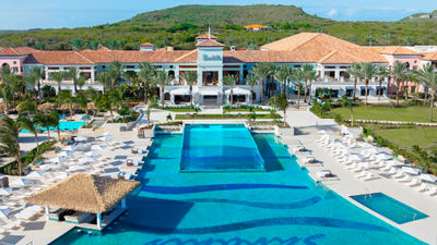 The Sandals Royal Curacao’s bilevel Dos Awa Infinity Pool.