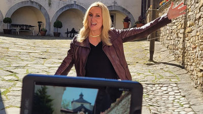 Colleen Kelly hosts "Family Travel with Colleen Kelly" on PBS.
