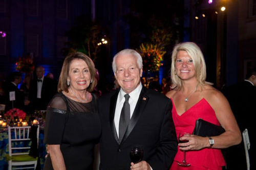 From left, Rep. Nancy Pelosi (D-Calif), Roger Dow and US Travel CEO Vice President of Public Affairs Tori Emerson Barnes.