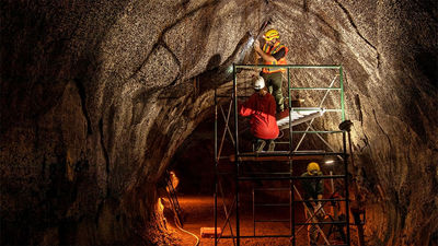 Following the 2018 eruption, crack meters were installed in the Nahuku lava tube in 2019 to track rock movements.