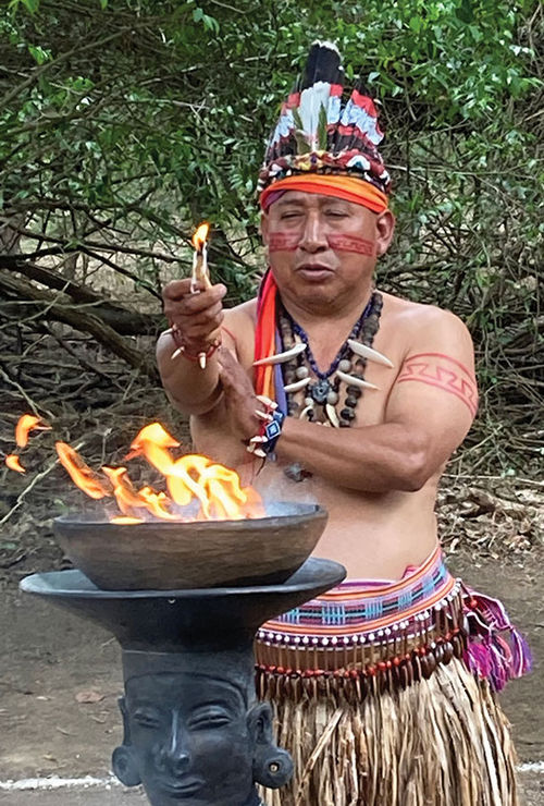 A shaman performs an ancient Manteno ritual in Agua Blanca. A shaman performs an ancient Manteno ritual in Agua Blanca.