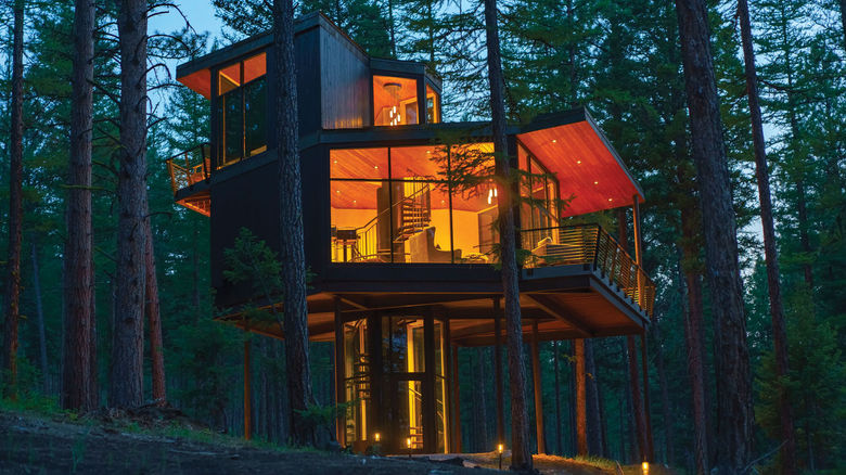 A treehouse-style accommodation at The Green O, an adults-only all-inclusive in Montana.