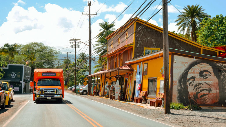 E Noa has added a North Shore and Haleiwa Tour to its lineup.