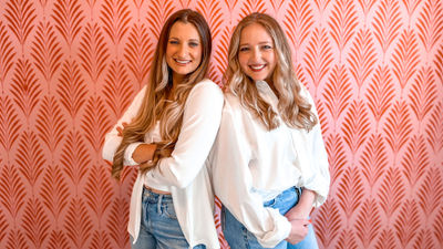 Rove Travel Co. co-founders Diedra Pyle, left, and Lindsay Messina.