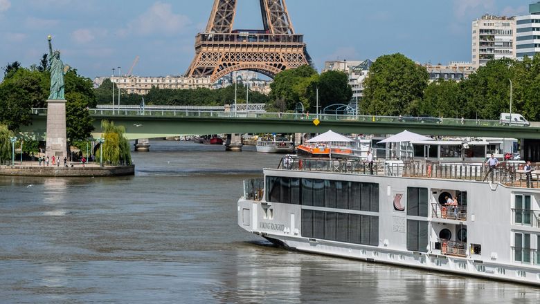 The Viking Radgrid on the Seine in Paris.