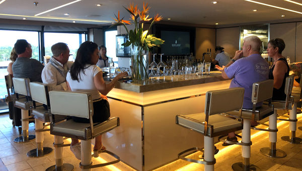 Delays in its wake, Ritz-Carlton yacht is filling up quickly Delays in its wake, Ritz-Carlton yacht is filling up quickly