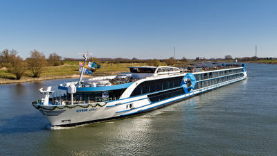 The Viva One riverboat.