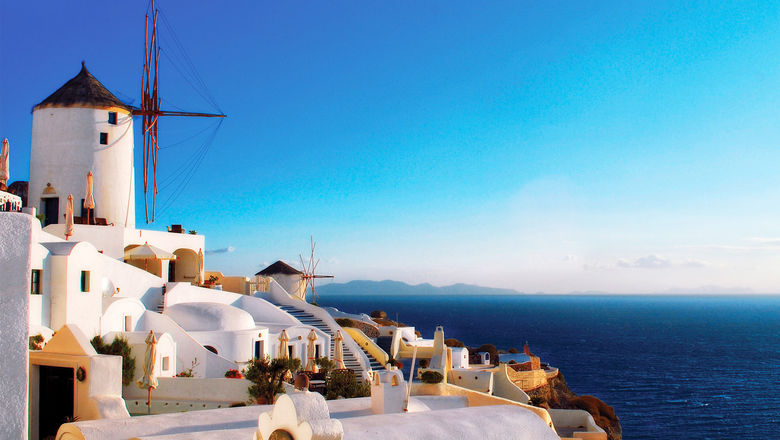 The longer itinerary features three nights in Santorini and a walking tour of the island.