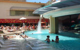 With its 200,000-gallon shark tank aquarium, the Tank at the Golden Nugget was fifth in the same survey.