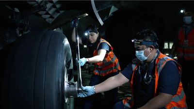 United has hired 800 aircraft technicians since January and expects to hire more than 7,000 by 2026.