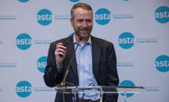 Eben Peck, ASTA’s executive vice president of advocacy, speaking at the ASTA Global Convention in San Juan earlier this month.