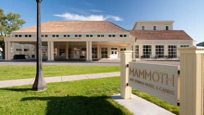 The Mammoth Hotel & Cabins recently underwent major renovations of the public spaces and guestrooms.