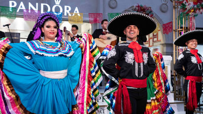 Folkloric dancers and a mariachi band will be part of the Grand Canal Shoppes' Mexican Independence Day celebration next month.